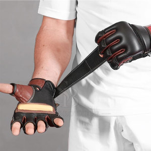 Guantes de MMA de Cuero de Alto Rendimiento con Cierre de Gancho y Bucle, Diseño Ligero para Grappling y Golpes, Costuras Reforzadas, Agarre Fuerte - Product Image 5