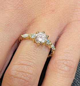 Anillo de Compromiso de Diamantes con Certificación IGI, Corte Brillante, Chapado en Oro y Plata de Lujo, Joyería Fina para Mujer, Venta al Por Mayor OEM ODM - Product Image 5