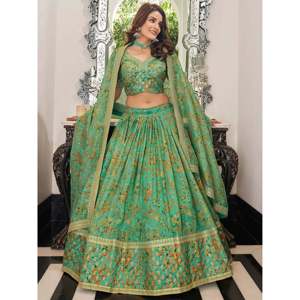 Conjunto de Lehenga Choli de Organza Bordada para Mujer Talla Grande en Verde Artístico - Product Image 1