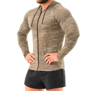 Top Qualité kaki Camo Zip Up Gym À Capuche Pour Hommes Haute performance gym Zip Up Veste classique camo imprime - Product Image 4