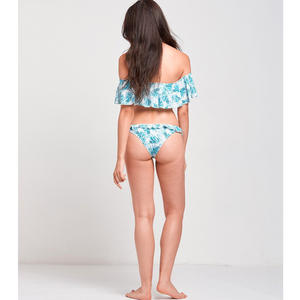 Ensemble de bikini imprimé tropical Coconut Kiss avec détails à nouer sur les côtés et coupe prête pour l'été, bikini Flirty Waves sexy, maillot de bain de plage - Product Image 3