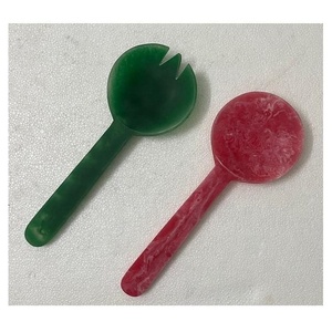 Ensemble de service à salade en résine bicolore Artizon Studio de qualité supérieure avec cuillère et fourchette, écologique, passe au lave-vaisselle, coulé à la main - Product Image 3