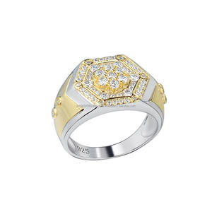 Anillo de Plata 925 con Diamante Cultivado en Laboratorio para Hombre, Estilo Sello Geométrico de Dos Tonos, Venta al Por Mayor para Compradores Globales de Joyería - Product Image 1