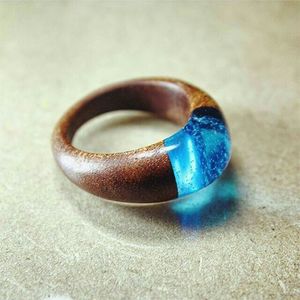 Anillo de Dedo de Resina de Madera Estilo Contemporáneo para Moda, Producto Artesanal Hecho a Mano - Product Image 1