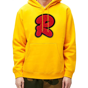 Sweat-shirt à capuche jaune pour homme avec broderie de lettres rouges, pull décontracté - Product Image 1