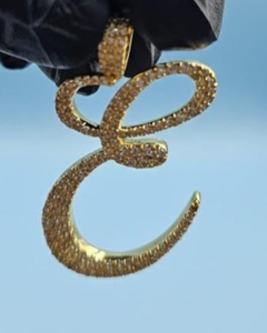 จี้ห้อยคอแบบตัวอักษรเรียงต่อกันสไตล์แร็ปเปอร์สั่งทำพิเศษ เงินแท้ 925 ประดับเพชร จี้ฮิปฮอป จี้ตัวอักษรชื่อสั้นๆ สำหรับเธอ - Product Image 1