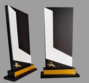 Trofeo elegante de madera premium, placa de madera grabada personalizada para eventos corporativos, competiciones deportivas - Product Image 2