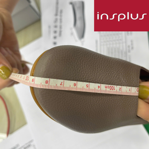 บริการตรวจสอบคุณภาพรองเท้ามืออาชีพจากเวียดนามก่อนจัดส่ง โดย INSPLUS - Product Image 1