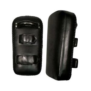 ชุดอุปกรณ์ฝึกซ้อมมวยไทย 2 ชิ้น หนัง PU คุณภาพสำหรับมืออาชีพ สีพื้น แบรนด์สั่งทำพิเศษ สำหรับคิกบ็อกซิ่ง ศิลปะการต่อสู้ และการฝึกซ้อมมวยไทย - Product Image 3