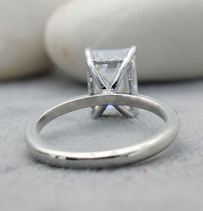 Bague de fiançailles D'VINS JEWELS en or massif 18 carats, diamant de laboratoire de 2 carats, taille émeraude, VVS/VS EF, avec certificat IGI - Product Image 6