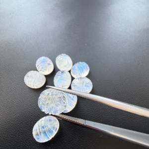 Pierres de lune arc-en-ciel blanches naturelles TFH, taillées pour la création de bijoux, forme ovale 12x10 MM, possibilité de créer plusieurs tailles. - Product Image 4