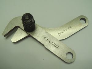 ชิ้นส่วนจักรเย็บผ้าอุตสาหกรรมมีดตัด80677RA ผลิตในไต้หวัน - Product Image 3