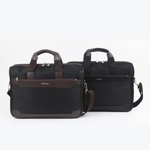 Maletín Profesional Portátil Clásico Hecho en Corea, Suave y Resistente, GE_6153 - Product Image 1