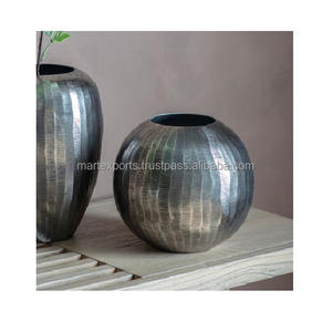 Florero de metal fino alto hecho a mano de calidad superior, diseño moderno de aluminio para bodas elegantes, fiestas y eventos, decoración - Product Image 5