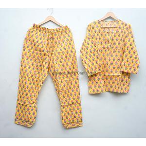 Conjunto de 3 Piezas para Mujer, Estampado Floral Amarillo, 100% Algodón, Corte Holgado, Ropa Casual de Verano, Cuello Redondo, Pantalones de Manga Tres Cuartos - Product Image 5