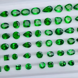Tsavorita natural sin calentar ni tratar, calidad AAA, brillo intenso, alta claridad, color verde vibrante, corte y elaboración perfectos. - Product Image 5