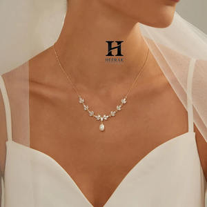 Collar de Diamantes Cultivados en Laboratorio con Diseño de Guirnalda, Colgante de Perla en Oro de 14K, Joyería Fina para Mujer, Regalo de Aniversario - Product Image 5