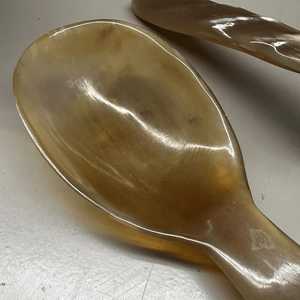 Cuchara de Cuerno de Vaca Hecha a Mano, Ecológica, de Forma Irregular, Utensilio de Cocina Natural y Orgánico, Artesanía Natural - Product Image 3