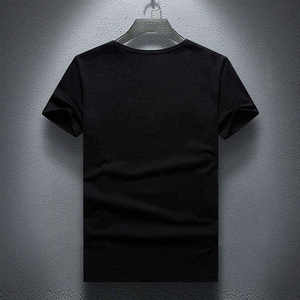 Camiseta de manga corta para hombre, cuello redondo, estilo urbano, 100% algodón, tejido de punto, estampado de letras con pedrería, estampado de dibujos animados, impresión DTF. - Product Image 2