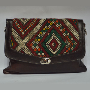 Sac à main en cuir de veau de qualité supérieure Temptress Kilim du magasin Biyadina Accessoire de voyage élégant - Product Image 2