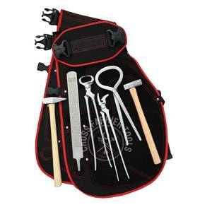 Kit d'outils de fermeur équin avec pince à crins courbée, marteau de fermeur, testeur de sabots, cisaille à sabots de 15 pouces, râpe à sabots et tablier de sécurité - Product Image 1