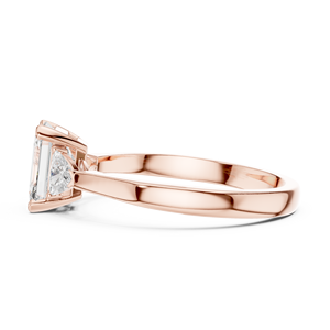 Bague de fiançailles à trois pierres en moissanite taille émeraude, or rose, argent sterling 925, avec pierres latérales taille triligne, pour femme - Product Image 3