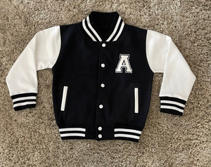 Achetez des vestes de baseball de haute qualité et tendance pour femmes, des vestes varsity à manches en peau de mouton pour femmes en provenance du Pakistan - Product Image 5