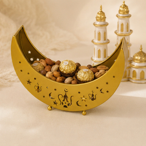 Wholesale Luxury <b>Gold</b> Iron Crescent Moon Shaped Ramadan <b>Serving</b> <b>Tray</b> Hollow Out Metal Eid Mubarak Dessert Food Platter - Product Image 2