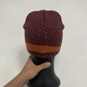 Gorro unisex de acrílico con patrón de puntos y franja de color en contraste para adultos, uso casual de invierno, 56-58 cm - Product Image 2