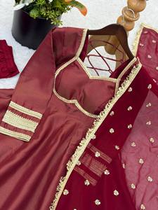 Nuevo Vestido Anarkali Salwar Kameez Personalizado Exclusivo al por Mayor para Bodas y Fiestas, Traje Midi para Mujer, Vestido Étnico Bollywood, Satén Japonés - Product Image 3