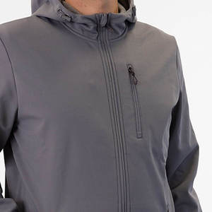 Veste softshell homme personnalisée, légère, de haute qualité, imperméable, taille et couleur sur mesure, en vente - Product Image 3