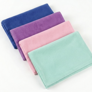 Serviette de sport en microfibre suédée Pastello 40 x 80 cm (avec sac de rangement dédié) - Product Image 1