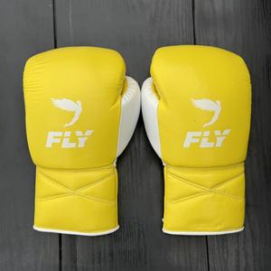 Guantes de Boxeo Fly SuperLace Pro X 2 de Cuero Vacuno Genuino, con Cierre de Cordones Elásticos Antideslizantes - Product Image 2
