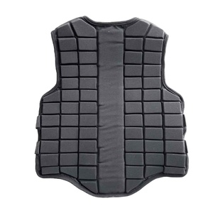 Chaleco de equitación SOLID INTERNATIONAL transpirable, ligero, acolchado, de poliéster y nailon, unisex, para protección ecuestre al aire libre. - Product Image 6