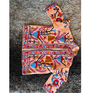 Chaqueta Bordada Estilo Bohemio Suzani para Mujer, Prenda Étnica Hecha a Mano, Superventas - Product Image 1