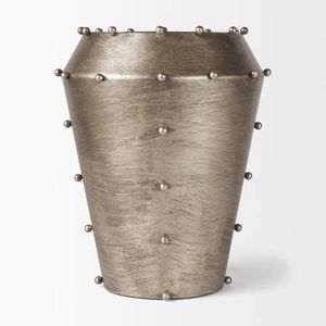 Vase en métal élégant pour la décoration intérieure, doté d'une construction durable et d'un design artisanal attrayant, vase à fleurs en métal design. - Product Image 6