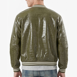 Chaqueta Varsity de Invierno para Hombre, de Cuero Genuino, con Patrón de Letras Teñidas, Cuello Alto, de Alta Calidad, en Venta - Product Image 5