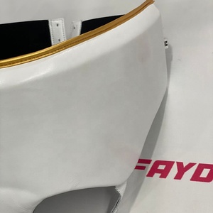 Protège-entrejambe de boxe en cuir blanc doré, le plus vendu, pour entraînement Muay Thai, protection personnalisée avec logo, haute sécurité pour le kickboxing et le MMA - Product Image 2