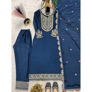Diseñador de estilo de lujo indio y pakistaní Traje Top Pant Dupatta - Product Image 3