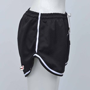 Jupe de sport noire en maille pour femme, taille élastique avec cordon de serrage, imprimé lettres brodées, respirante, style mini été, vente en gros - Product Image 3