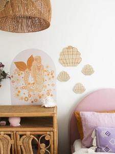 Décoration murale artisanale en rotin tressé, coquillages, art océanique naturel fait main pour la chambre d'enfant - Product Image 4