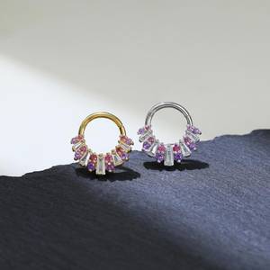 Anneau de piercing pour le nez Daith Clicker en argent sterling 925 plaqué or 14 carats avec topaze blanche, améthyste et grenat rhodolite - Product Image 4