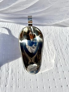 Salsera de Acero Inoxidable Vintage – Hecho en Hong Kong - Product Image 2