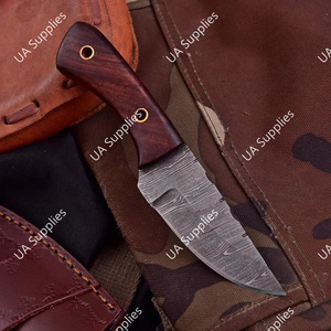 มีดล่าสัตว์แบบใบมีดติดกันเต็มด้าม ปรับแต่งได้ตามความต้องการ (OEM) ใบมีดสแตนเลส ความยาว 203 มม. พร้อมรูสำหรับแขวนเชือก ด้ามไม้ - Product Image 4