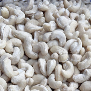 Offre Spéciale : Meilleur Prix pour Noix de Cajou W180 – Prix International des Noix de Cajou Santigo du Vietnam – Emballage Personnalisé Disponible - Product Image 1