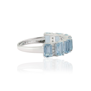 Anillo de Media Eternidad Apilable con Aguamarina de Corte Octogonal y Diamantes de Corte Redondo, Oro Blanco de 18K, Joyería Fina Personalizada - Product Image 5
