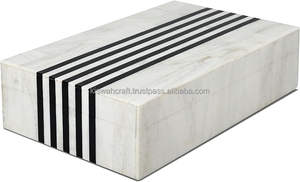 Boîte à bijoux en résine de haute qualité de vente chaude couleur personnalisée pour le stockage de bagues de mariage boîte à bijoux pour la maison et accessoires - Product Image 4