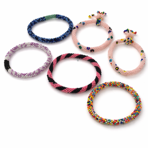 Pulsera elástica de cuentas de vidrio hecha a mano, brazalete de cuentas coloridas para mujer, joyería de moda - Product Image 1