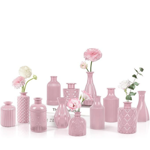 Set di 12 Mini Vasi in Vetro Vintage Rosa Pallido per Centrotavola Floreali per Matrimoni e Decorazioni Domestiche - Product Image 1