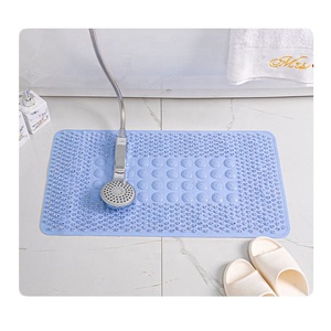 Tapis de bain et brosse de douche pour le sol de la douche - Product Image 1